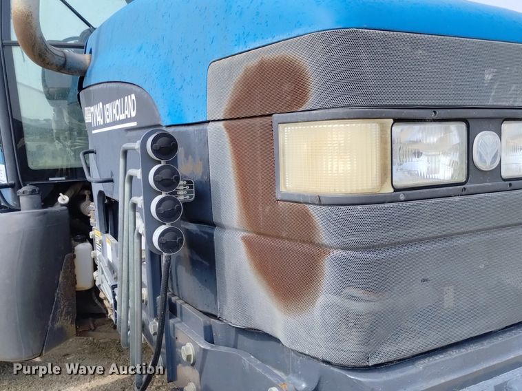 image for item DP3301 2001 New Holland TV140  bi-directional tractor