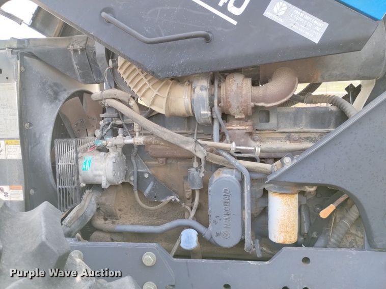 image for item DP3301 2001 New Holland TV140  bi-directional tractor