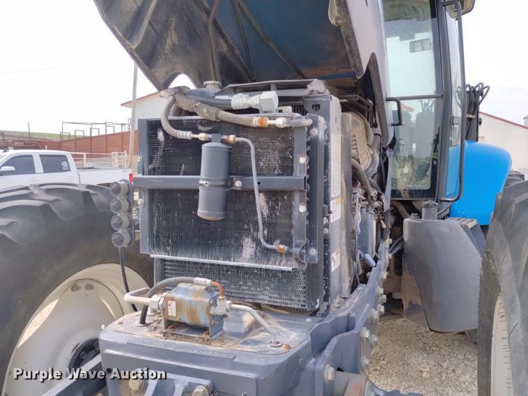 image for item DP3301 2001 New Holland TV140  bi-directional tractor