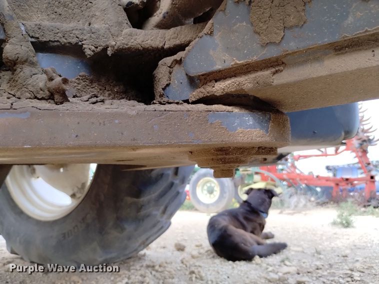 image for item DP3301 2001 New Holland TV140  bi-directional tractor