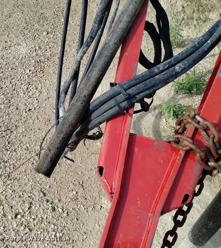 image for item DP3302 2008 New Holland BR7090  round baler