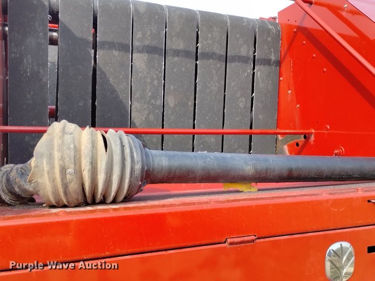 image for item DP3302 2008 New Holland BR7090  round baler