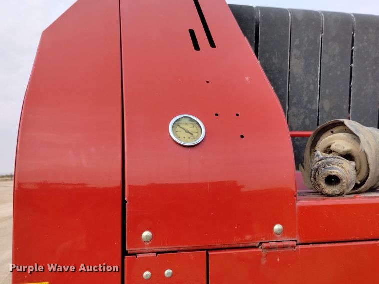 image for item DP3302 2008 New Holland BR7090  round baler