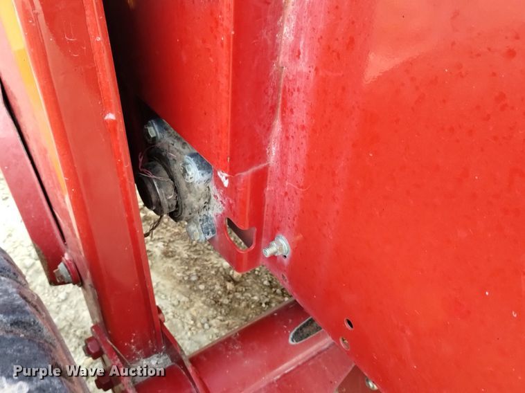 image for item DP3302 2008 New Holland BR7090  round baler