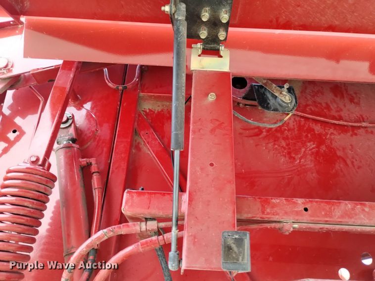 image for item DP3302 2008 New Holland BR7090  round baler