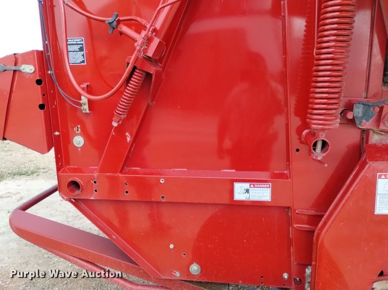 image for item DP3302 2008 New Holland BR7090  round baler