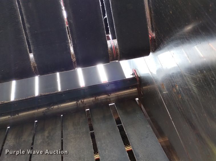 image for item DP3302 2008 New Holland BR7090  round baler