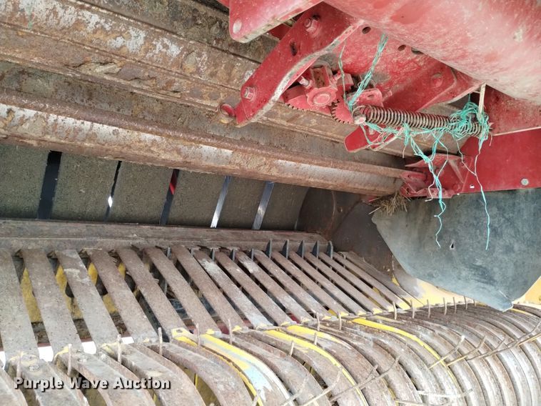 image for item DP3303 2008 New Holland BR7090  round baler