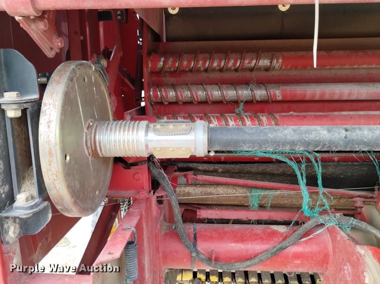 image for item DP3303 2008 New Holland BR7090  round baler