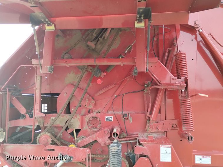 image for item DP3303 2008 New Holland BR7090  round baler