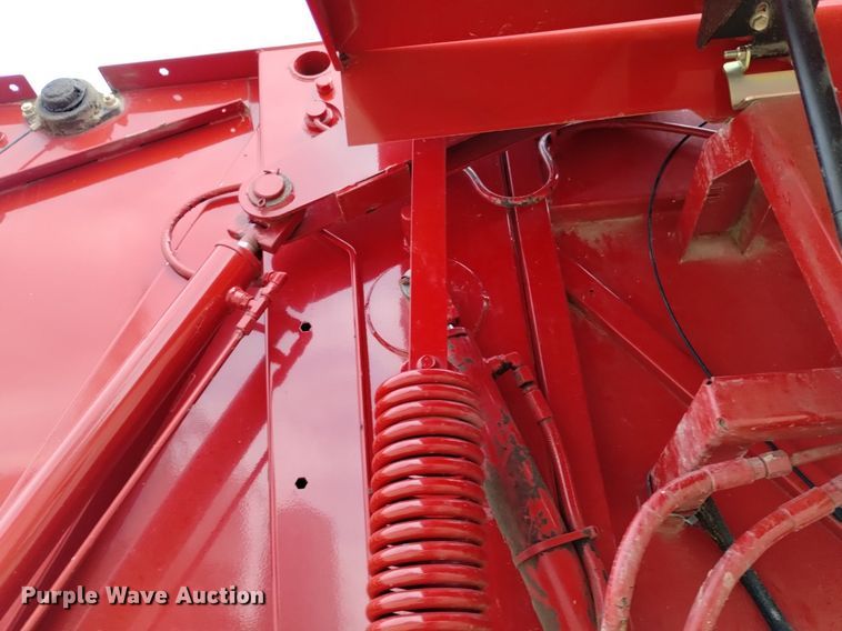 image for item DP3303 2008 New Holland BR7090  round baler