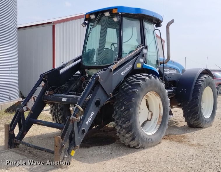 image for item DP3304 1998 New Holland TV140  bi-directional tractor