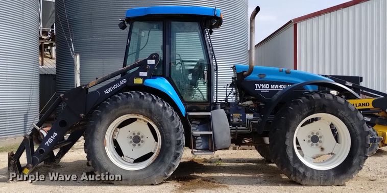 image for item DP3304 1998 New Holland TV140  bi-directional tractor