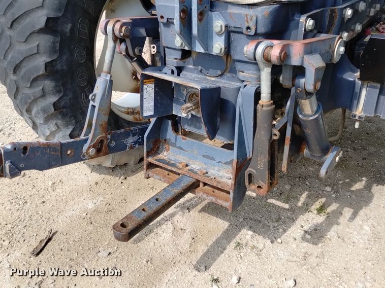 image for item DP3304 1998 New Holland TV140  bi-directional tractor