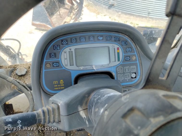 image for item DP3304 1998 New Holland TV140  bi-directional tractor