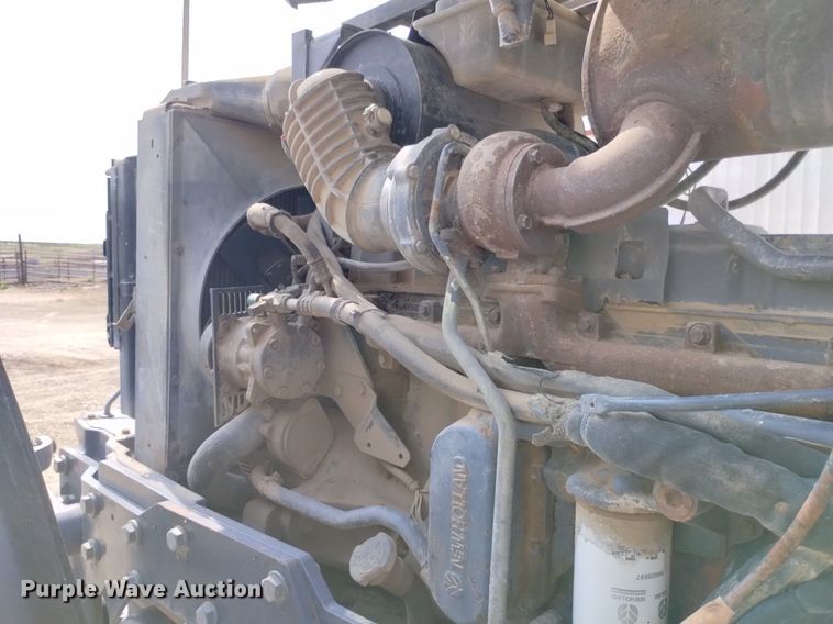 image for item DP3304 1998 New Holland TV140  bi-directional tractor