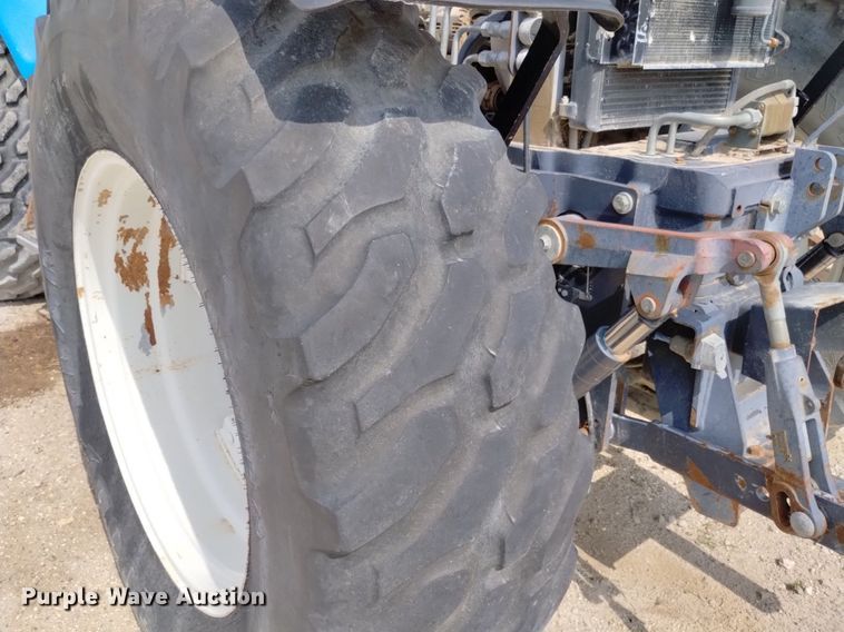 image for item DP3304 1998 New Holland TV140  bi-directional tractor