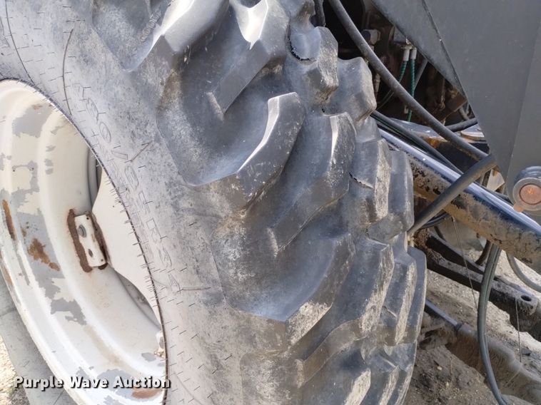 image for item DP3304 1998 New Holland TV140  bi-directional tractor