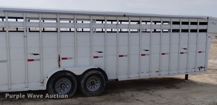 image for item DP3305 2004 Titan  livestock trailer