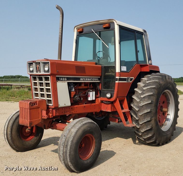 image for item DP8060 1979 International 1486  tractor
