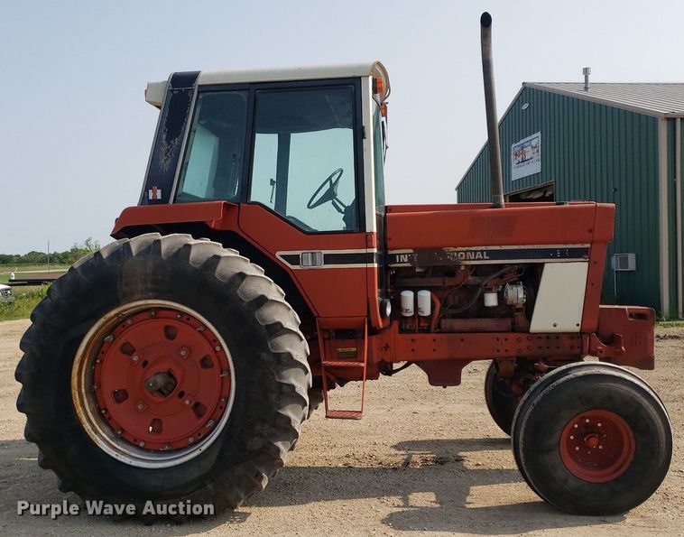 image for item DP8060 1979 International 1486  tractor