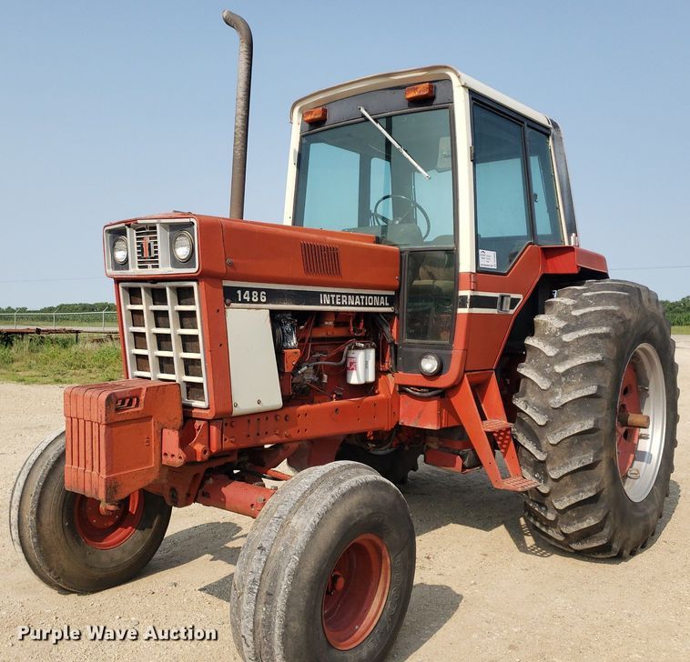 image for item DP8060 1979 International 1486  tractor