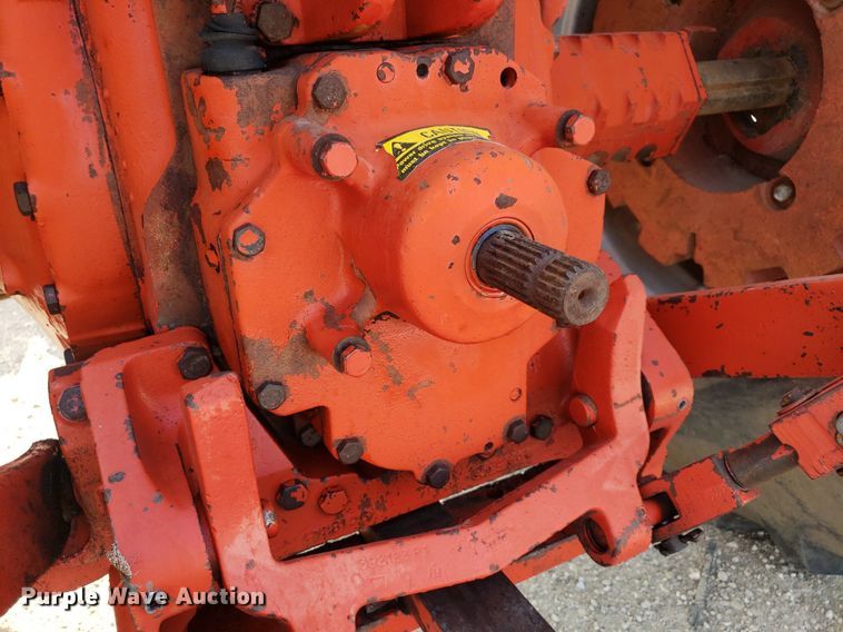 image for item DP8060 1979 International 1486  tractor