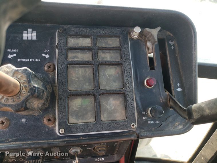 image for item DP8060 1979 International 1486  tractor