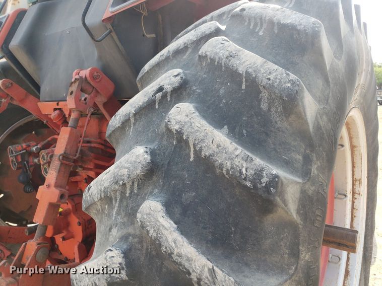 image for item DP8060 1979 International 1486  tractor