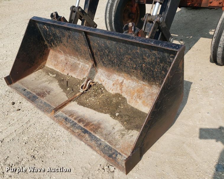 image for item DP8061 Allis Chalmers 200  tractor