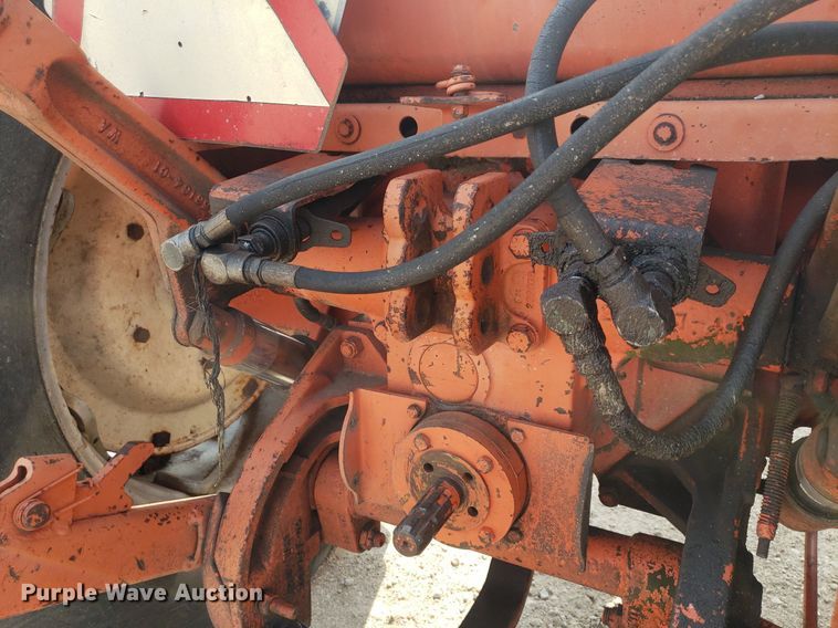 image for item DP8061 Allis Chalmers 200  tractor