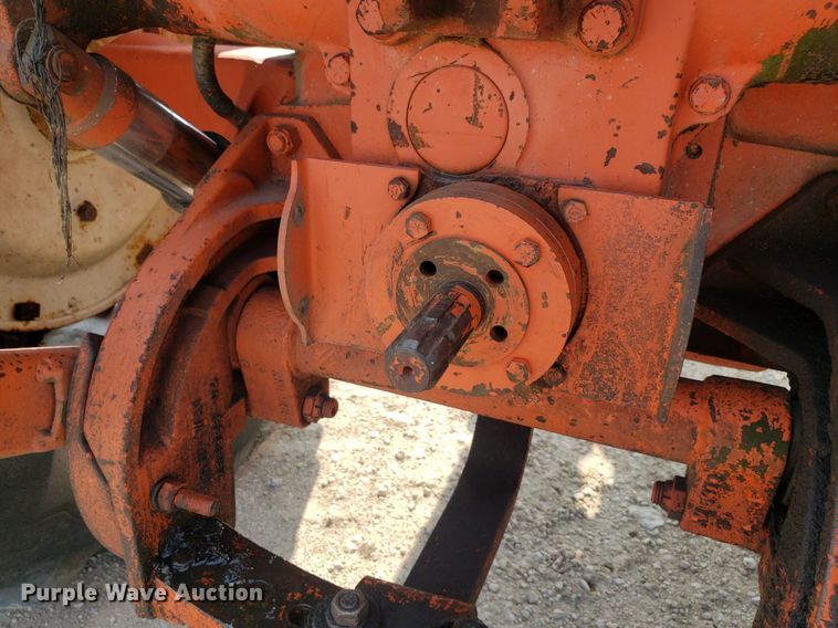 image for item DP8061 Allis Chalmers 200  tractor