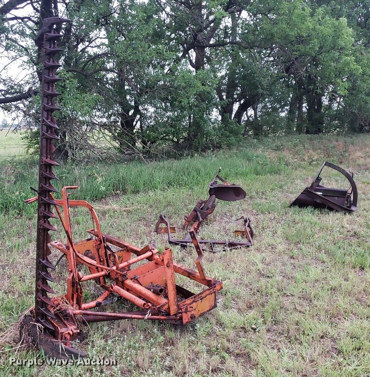 image for item DP8080 (3) pieces of ag equipment