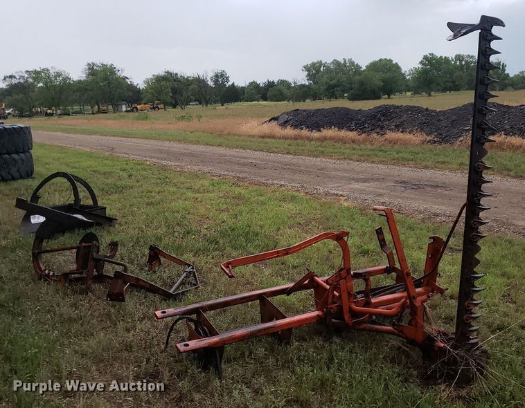 image for item DP8080 (3) pieces of ag equipment