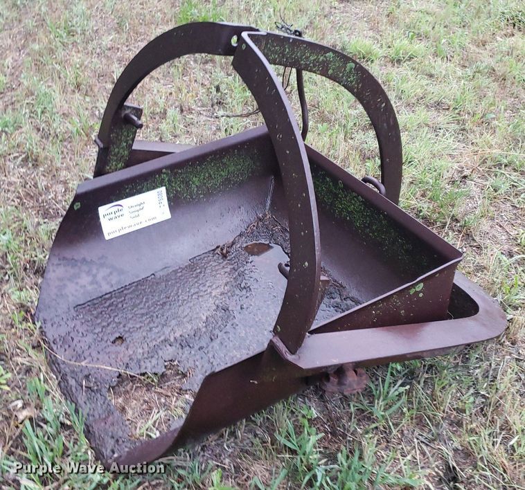 image for item DP8080 (3) pieces of ag equipment