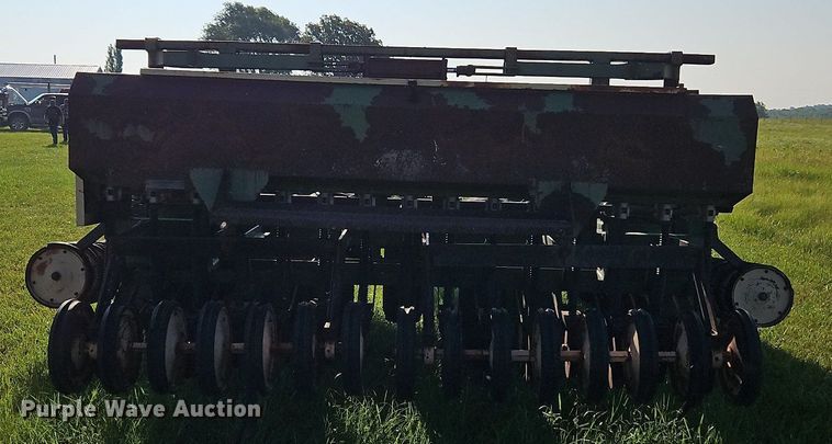 image for item DQ1756 Great Plains 450881-DDR3  grain drill