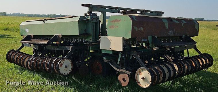 image for item DQ1756 Great Plains 450881-DDR3  grain drill