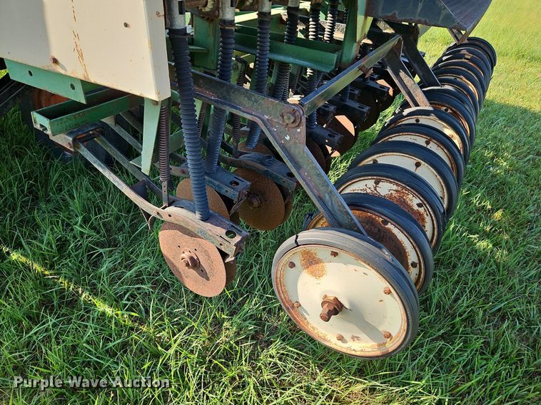 image for item DQ1756 Great Plains 450881-DDR3  grain drill