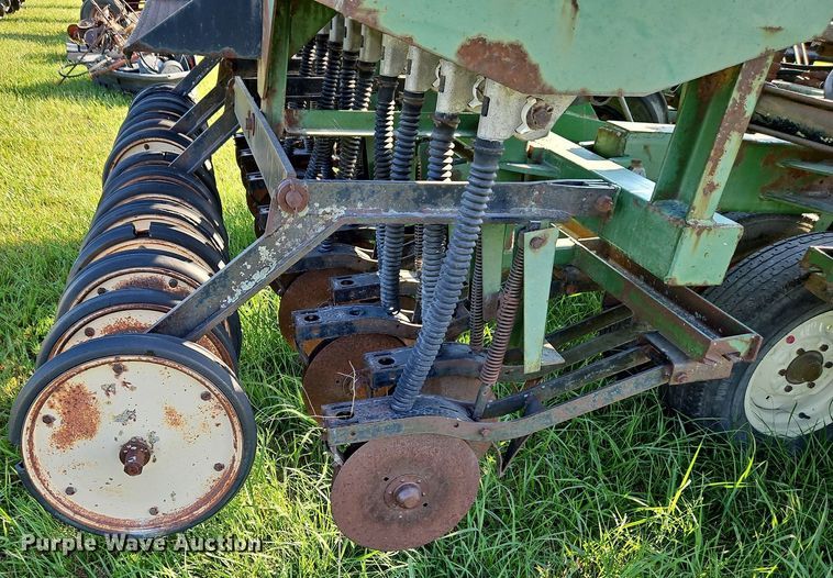 image for item DQ1756 Great Plains 450881-DDR3  grain drill