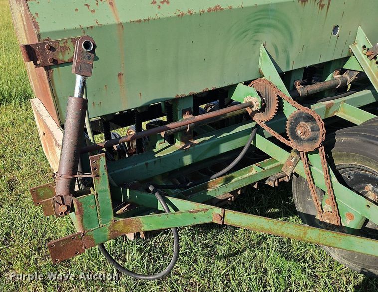 image for item DQ1756 Great Plains 450881-DDR3  grain drill