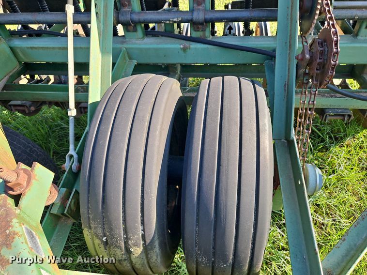 image for item DQ1756 Great Plains 450881-DDR3  grain drill