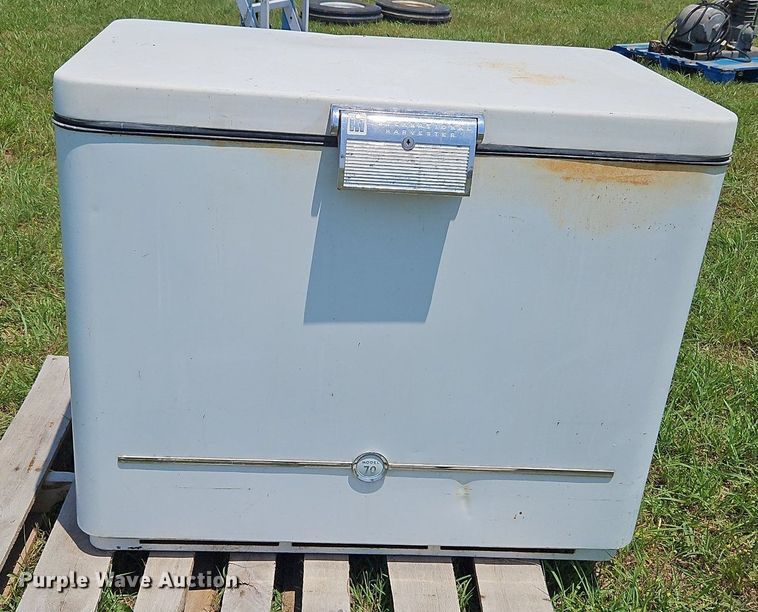 image for item DQ1757 International 70  freezer