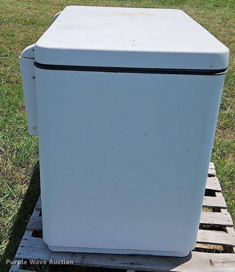 image for item DQ1757 International 70  freezer