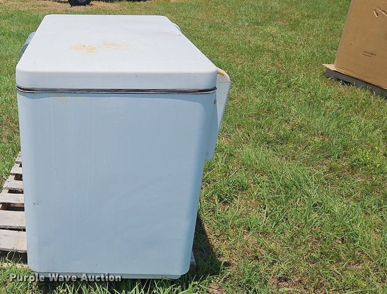 image for item DQ1757 International 70  freezer