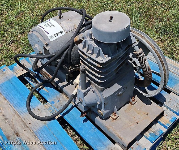 image for item DQ1758 Speedaire  air compressor