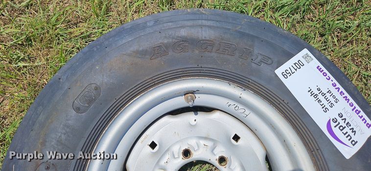 image for item DQ1759 (2) Harvest King Ag Grip 7.50-16 tires and wheels