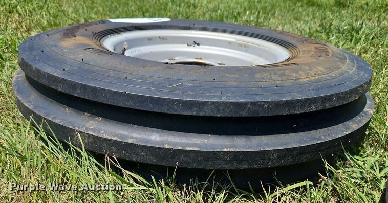 image for item DQ1759 (2) Harvest King Ag Grip 7.50-16 tires and wheels