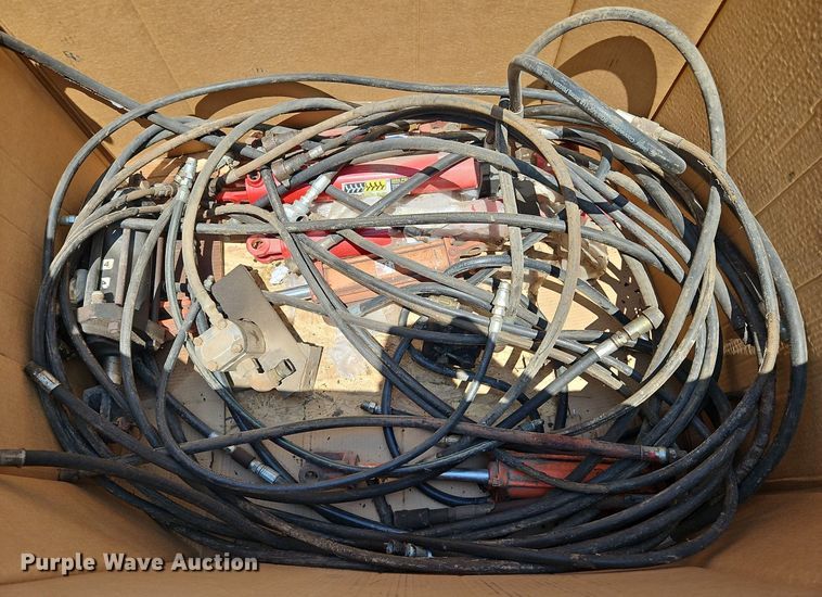 image for item DQ1760 Tools