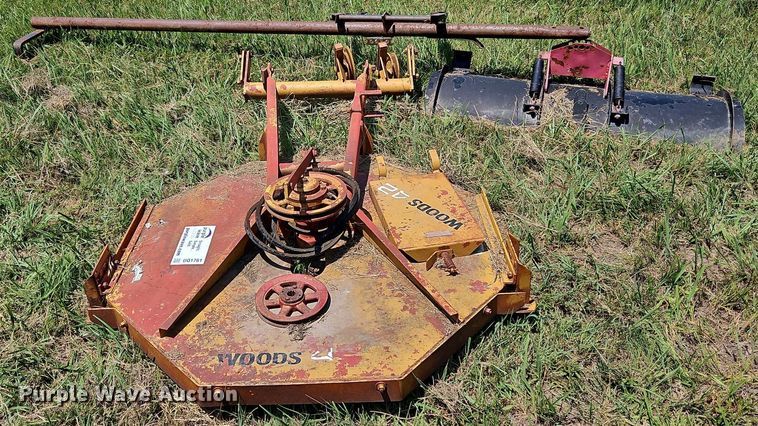 image for item DQ1761 Lawn and garden equipment