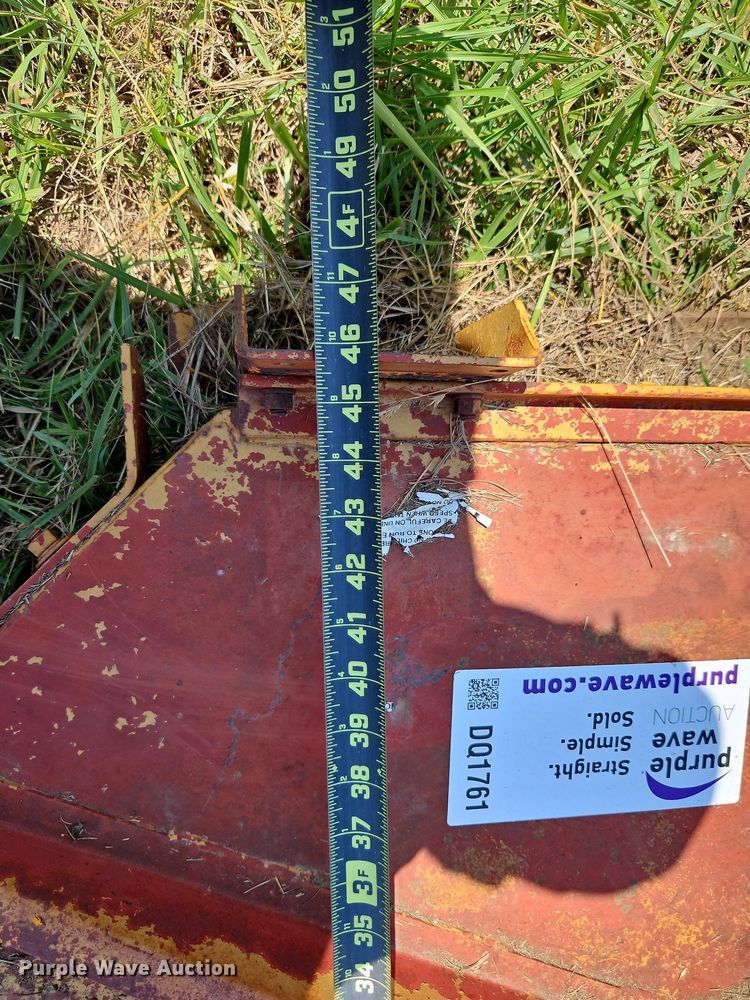 image for item DQ1761 Lawn and garden equipment